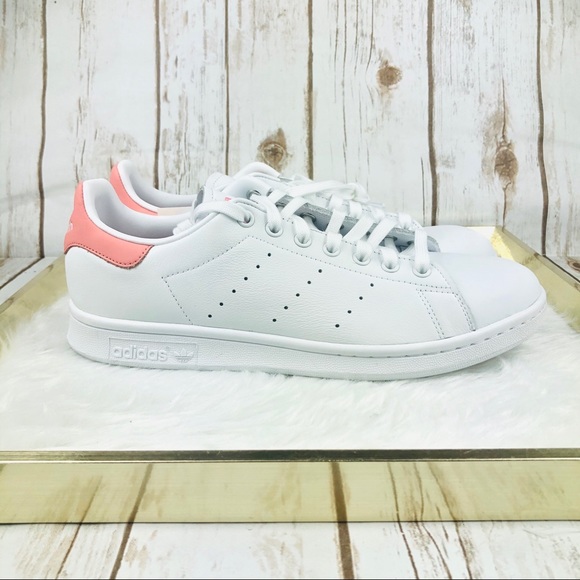 stan smith tactile rose